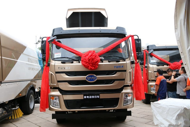 比亞迪 T8 16噸 純電動(dòng)洗掃車