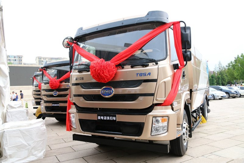 比亞迪 T8 16噸 純電動(dòng)洗掃車