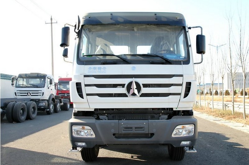 北奔 NG80重卡 380馬力 6X2 國五天然氣牽引車(ND4240L27J6Z00)