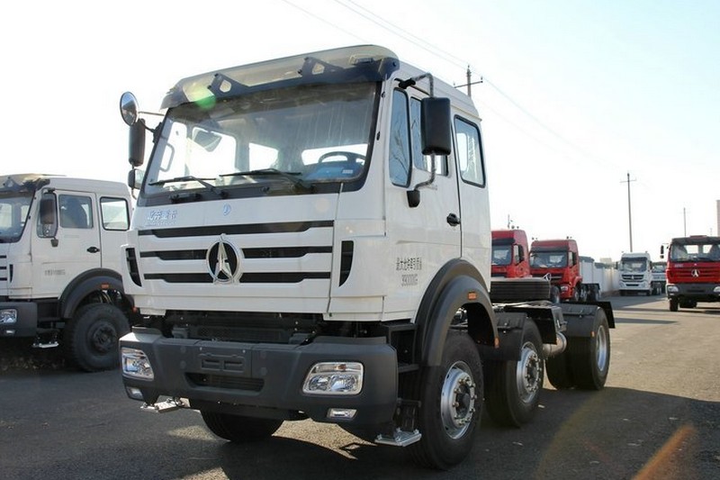 北奔 NG80重卡 380馬力 6X2 國五天然氣牽引車(ND4240L27J6Z00)