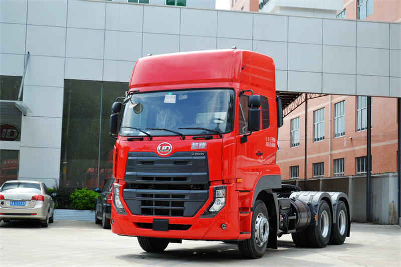 東沃 UD酷騰重卡 380馬力 6X4 國四 牽引車(DND4250WA32)