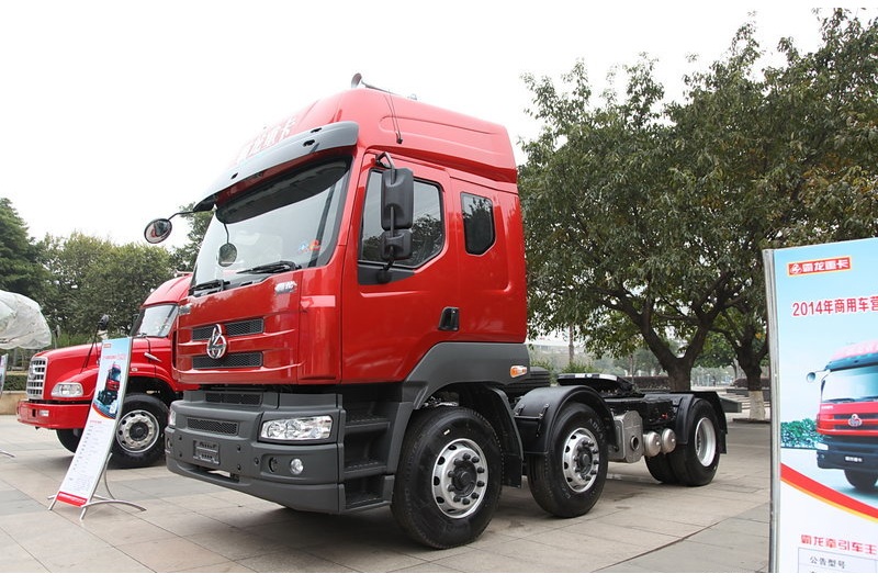 東風柳汽 乘龍M5重卡 350馬力 6X2 國四牽引車(東康發動機)(LZ4241QCAA)