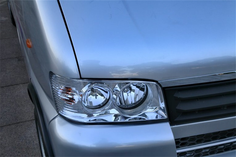 東風 俊風 1.25L 87馬力 汽油 2.5米 4X2 國五雙排欄板微卡(EQ1031D50Q6)