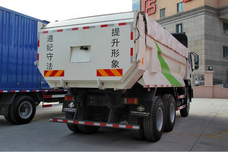 東風(fēng)柳汽 乘龍H7 310馬力 6X4 5.4米 國五自卸車(渣土車)(LZ3258M5DB)