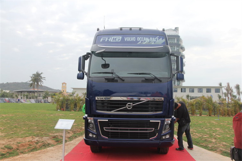 沃爾沃 FH16重卡 660馬力 6X4  國四牽引車(沃爾沃帆船賽紀(jì)念版)