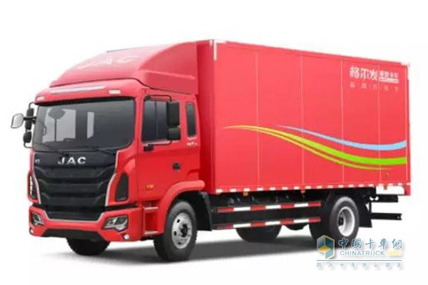 江淮格爾發K5L超值版4×2云內(220馬力)載貨車