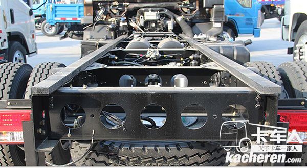 865外寬 215×65×6縱梁鉚接車(chē)架