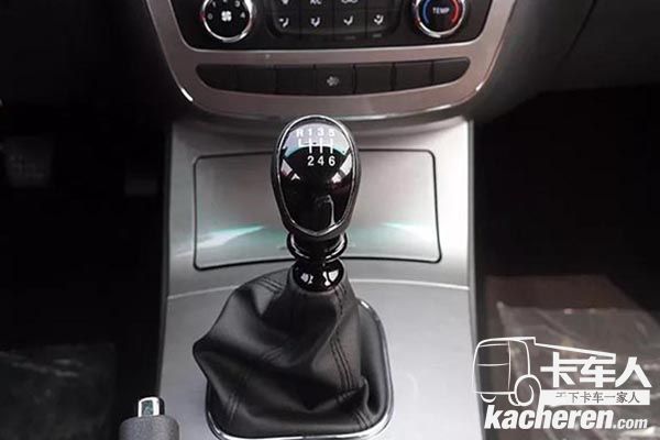 全系標配6速手動變速箱