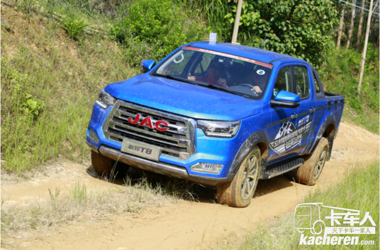 皮卡智慧 江淮帥鈴T8獲最佳智能網(wǎng)聯(lián)獎