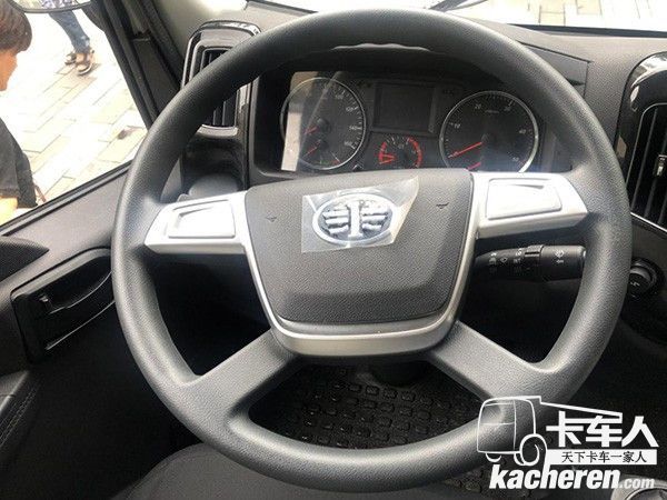 虎VR輕卡內部做工精細