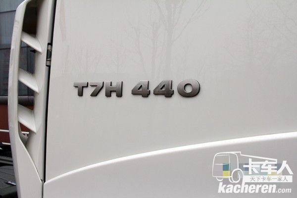 中國重汽車發(fā)動機質(zhì)量就是好,安全系數(shù)就是高