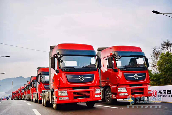 東風天龍KX率先“開跑”