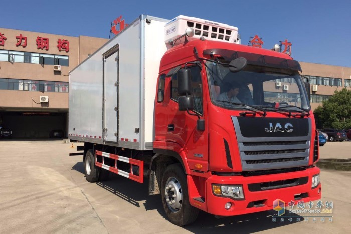 格爾發4x2冷藏車