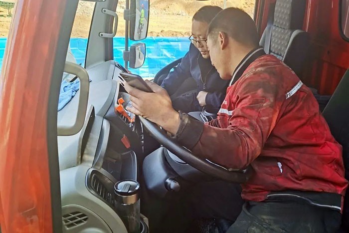 東風(fēng)輕型車  “真美滿”服務(wù) 3小時必達(dá)