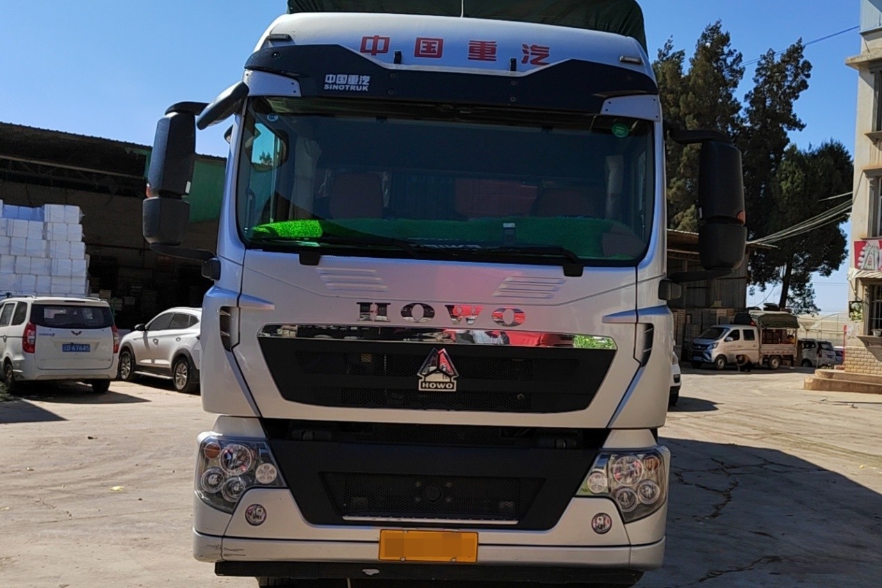 中國重汽豪沃TX載貨車