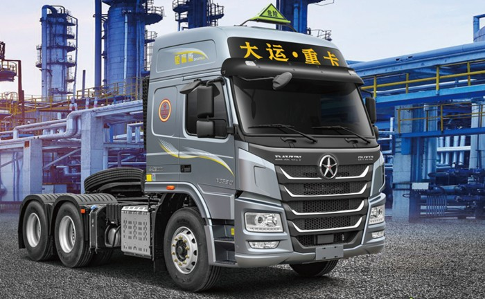 大運(yùn)新N8E 6*4 危化牽引車
