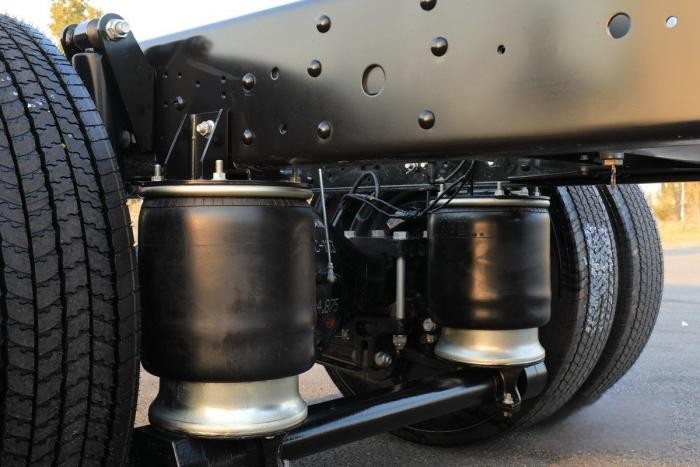 長途運輸，江淮1卡德沃斯T9中卡助您前“兔”無量！