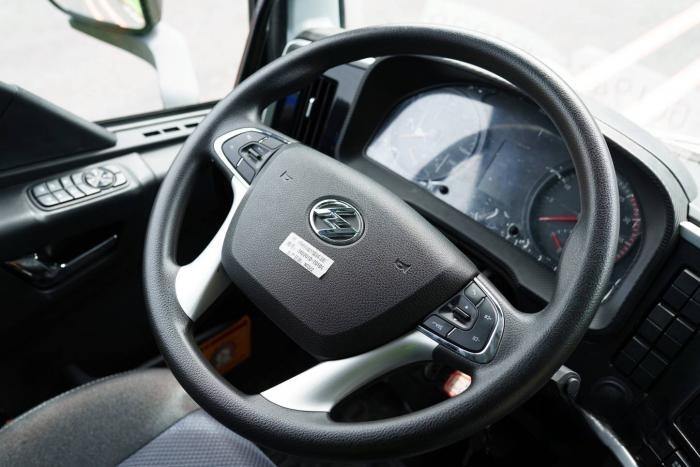 “短小精悍”城建利器 紅巖杰豹C6自卸車助力城鄉基建“加速跑”