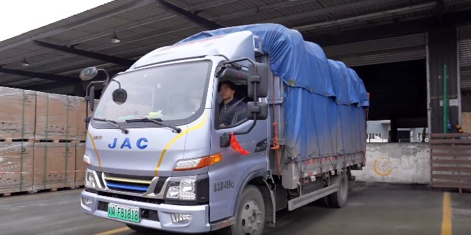 混動1號·駿鈴聚寶盆城內城際暢通無憂,為成都涂老板創造更多價值!