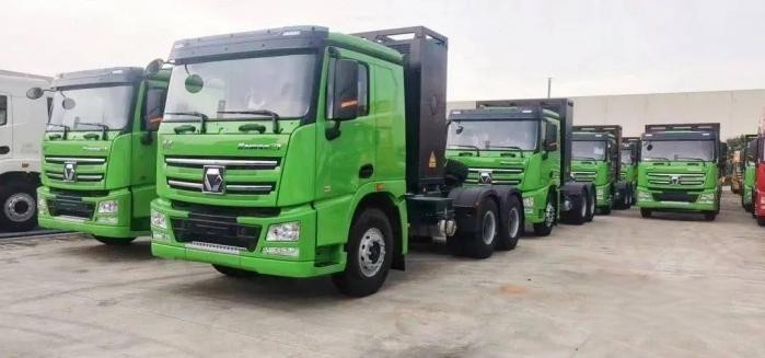 當前謀求新能源轉型的重卡主機廠有很多,徐工算是比較成功的一個。