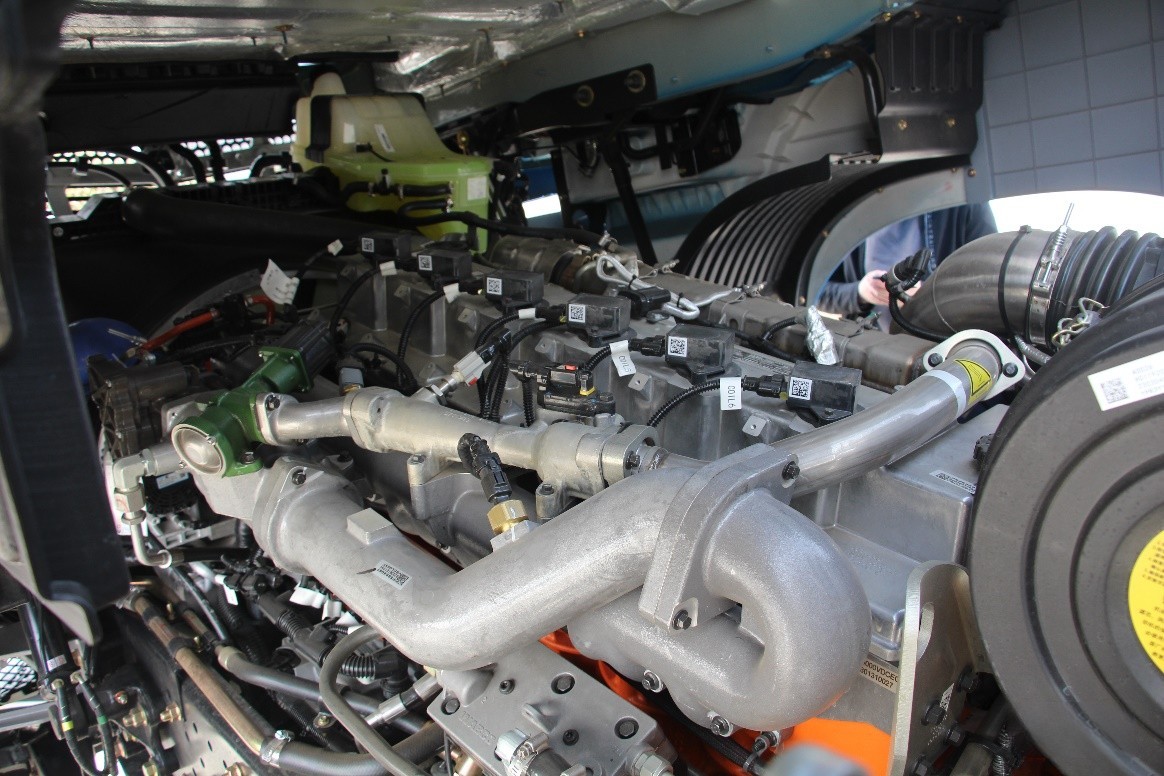 聚焦終端用戶切實需求,歐曼新EST大馬力CNG自動擋重卡來襲