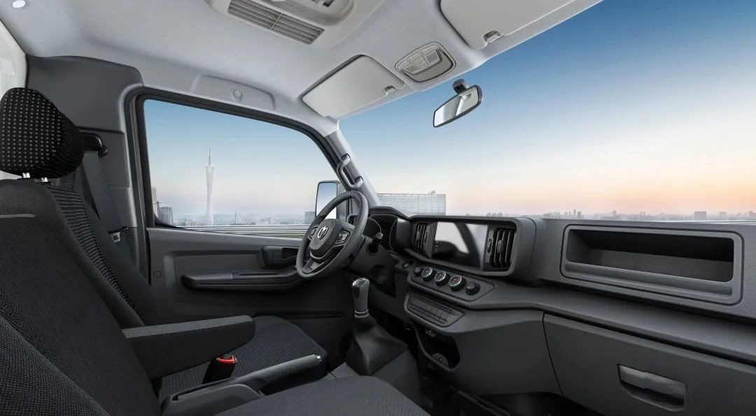 飛碟W5告訴你卡車明星是怎么煉成的?