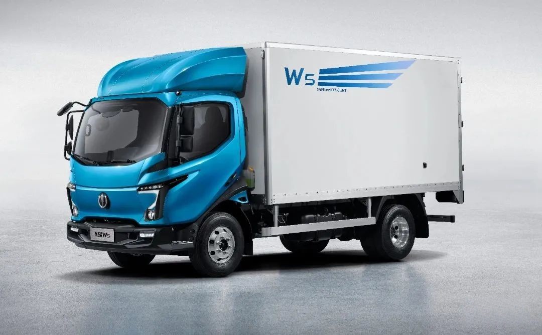 飛碟W5告訴你卡車明星是怎么煉成的?