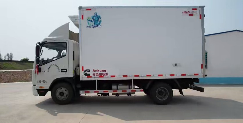 鮮活蝦苗運(yùn)輸 廣東林威的錦囊妙計(jì)是“帥鈴冰博士”!