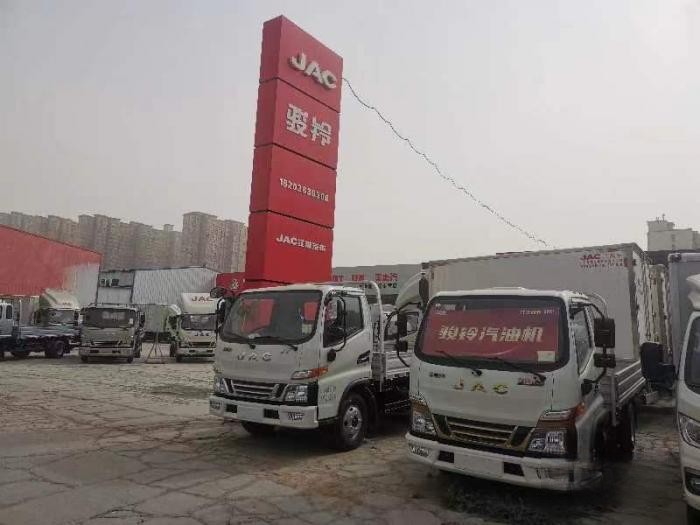 駿鈴三寶新增“金元寶”，新生代卡友的創(chuàng)富1號(hào)小輕卡！