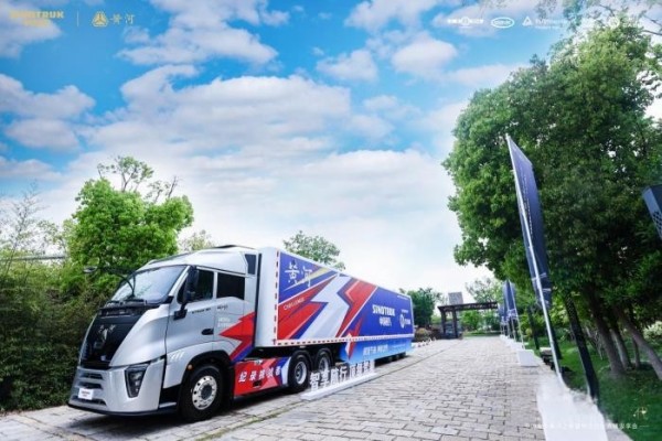 極智物流新高度,民族重卡黃河榮獲世界級雙認(rèn)證!