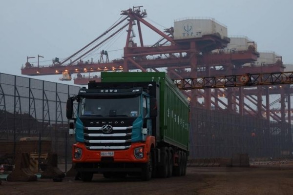 上汽紅巖5G+L4級純電動智能重卡開辟新場景 京唐港啟動測試運營