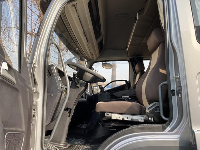 解放青汽JK6 4×2 320馬力大單橋載貨!一身“掙”能量太讓人心動(dòng)了!