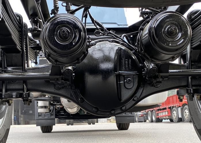 解放青汽JK6 4×2 320馬力大單橋載貨!一身“掙”能量太讓人心動(dòng)了!