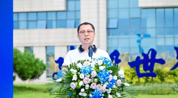 造車新勢力 共創星未來 ,徐工漢馳50臺純電動五小工程車發車!