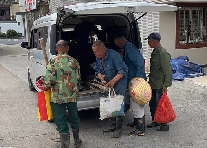 第一次買貨車就選擇了長安跨越，張阿斌選車的方式是信賴！