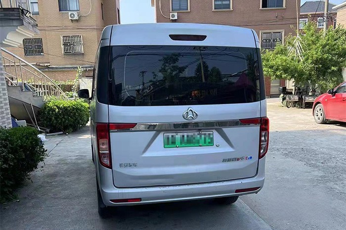 第一次買貨車就選擇了長安跨越，張阿斌選車的方式是信賴！