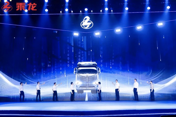 東風柳汽乘龍+玉柴機器全新機型重磅推出!