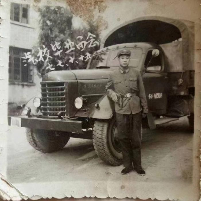 “老爺車天鷹”:修復(fù)老解放卡車 續(xù)寫(xiě)解放情懷