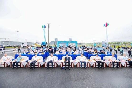 行業(yè)唯一!北汽雷馳新能源MINI卡榮膺“新能源城配物流車五星之選”