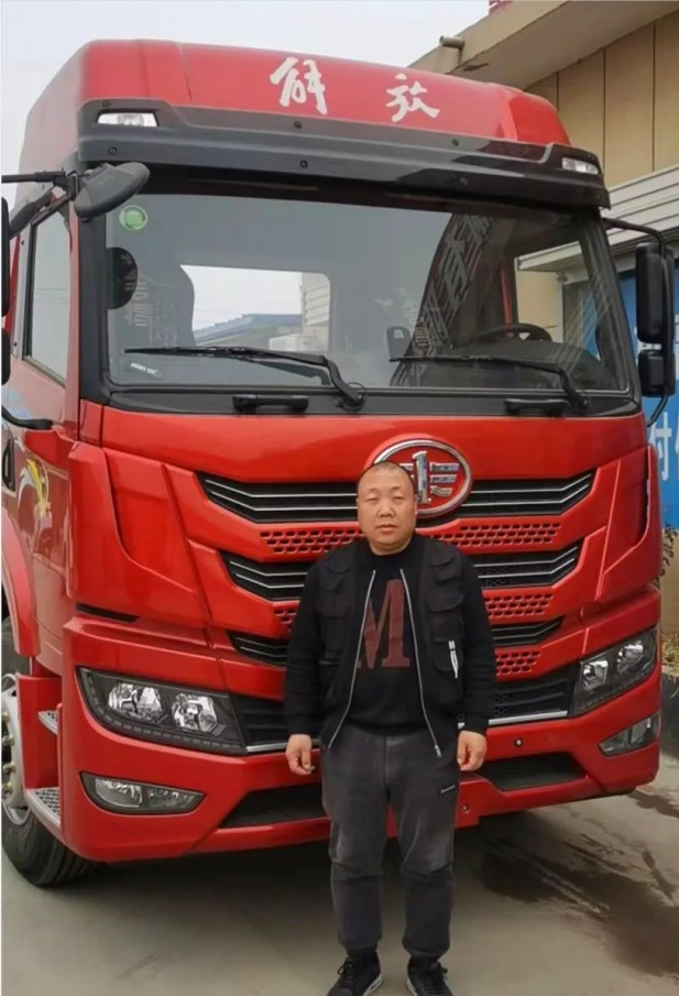 80后煤炭運輸司機創(chuàng)富記:死磕悍V,司機變老板