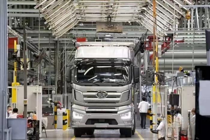 入行少踩坑,建議你先開解放二手車試水