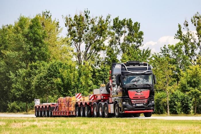 曼恩“獅”力盡展  群英匯聚2023卡車技術節