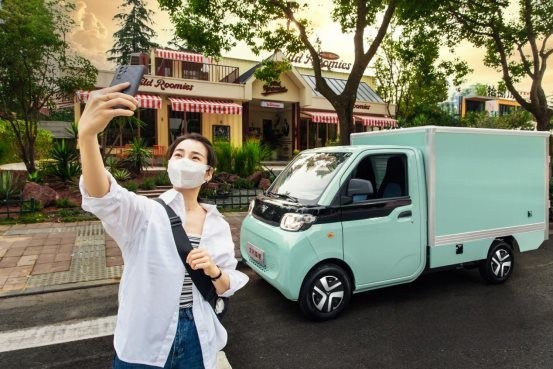 擺攤創(chuàng)業(yè)難？北汽雷馳新能源MINI卡賺錢更輕松