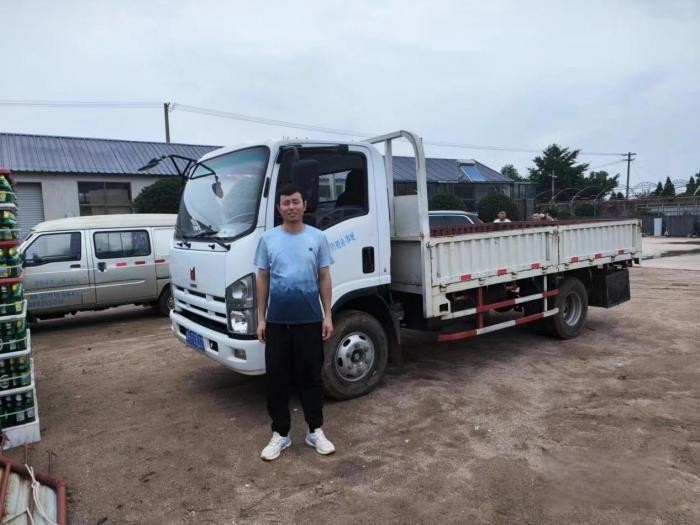 海岸線上的精靈 慶鈴為劉明明的工作添彩!