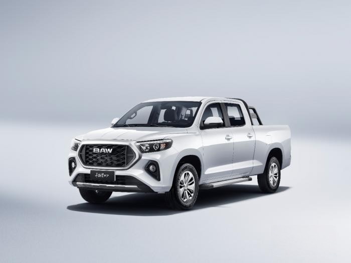 為奮斗者代言 北汽制造創富雙子星8AT超值上市!