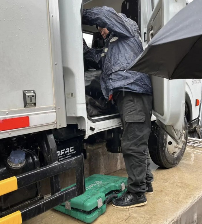 68臺東風(fēng)多利卡交付,用實力守護(hù)孩子們的餐桌