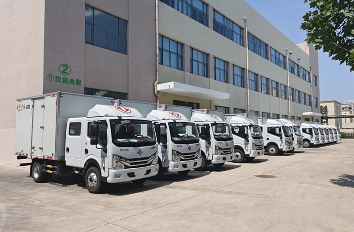 68臺東風(fēng)多利卡交付,用實力守護(hù)孩子們的餐桌