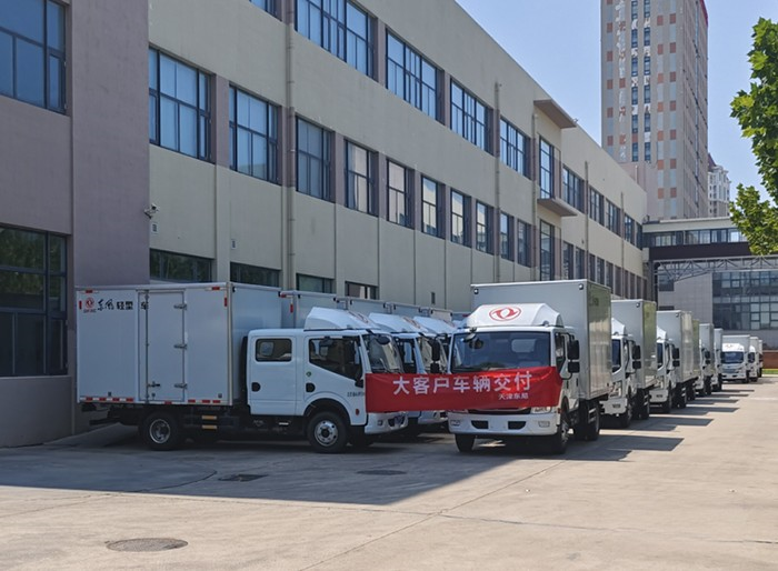 68臺東風(fēng)多利卡交付,用實力守護(hù)孩子們的餐桌