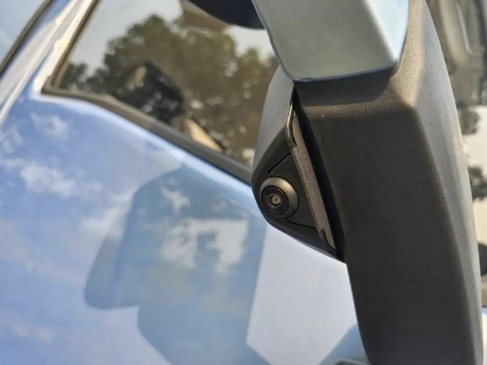 長續航、更安全，藍擎·悅EH Pro再樹高端電動輕卡新標桿