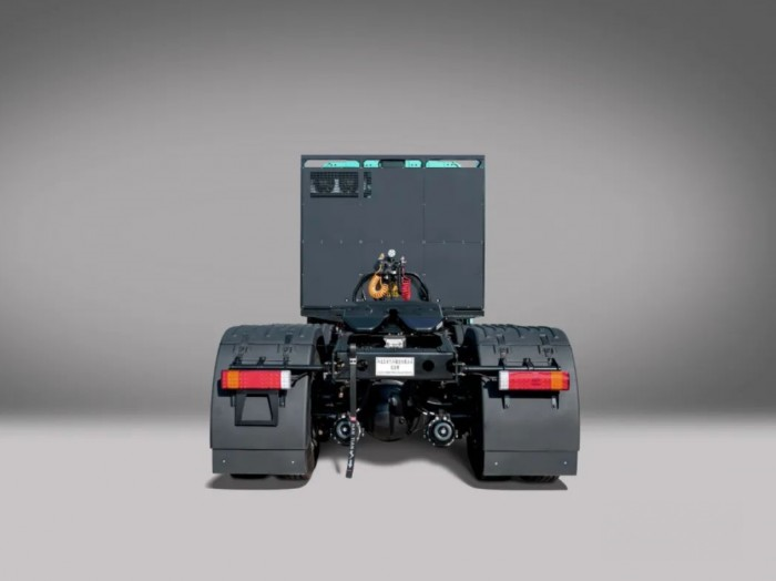 同為牽引車，你選“跑的遠(yuǎn)”還是“拉的多”？